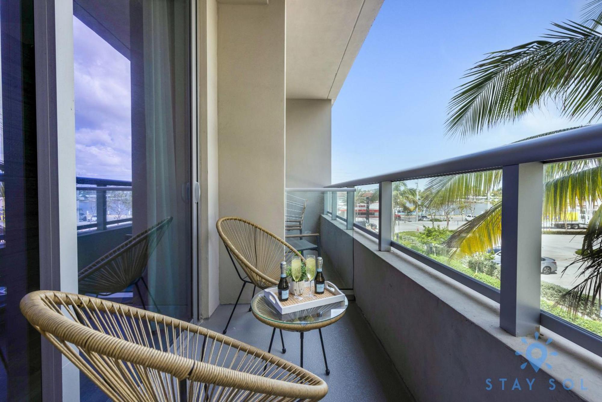 Rooftop Pool - Hollywood Beach Boardwalk 外观 照片