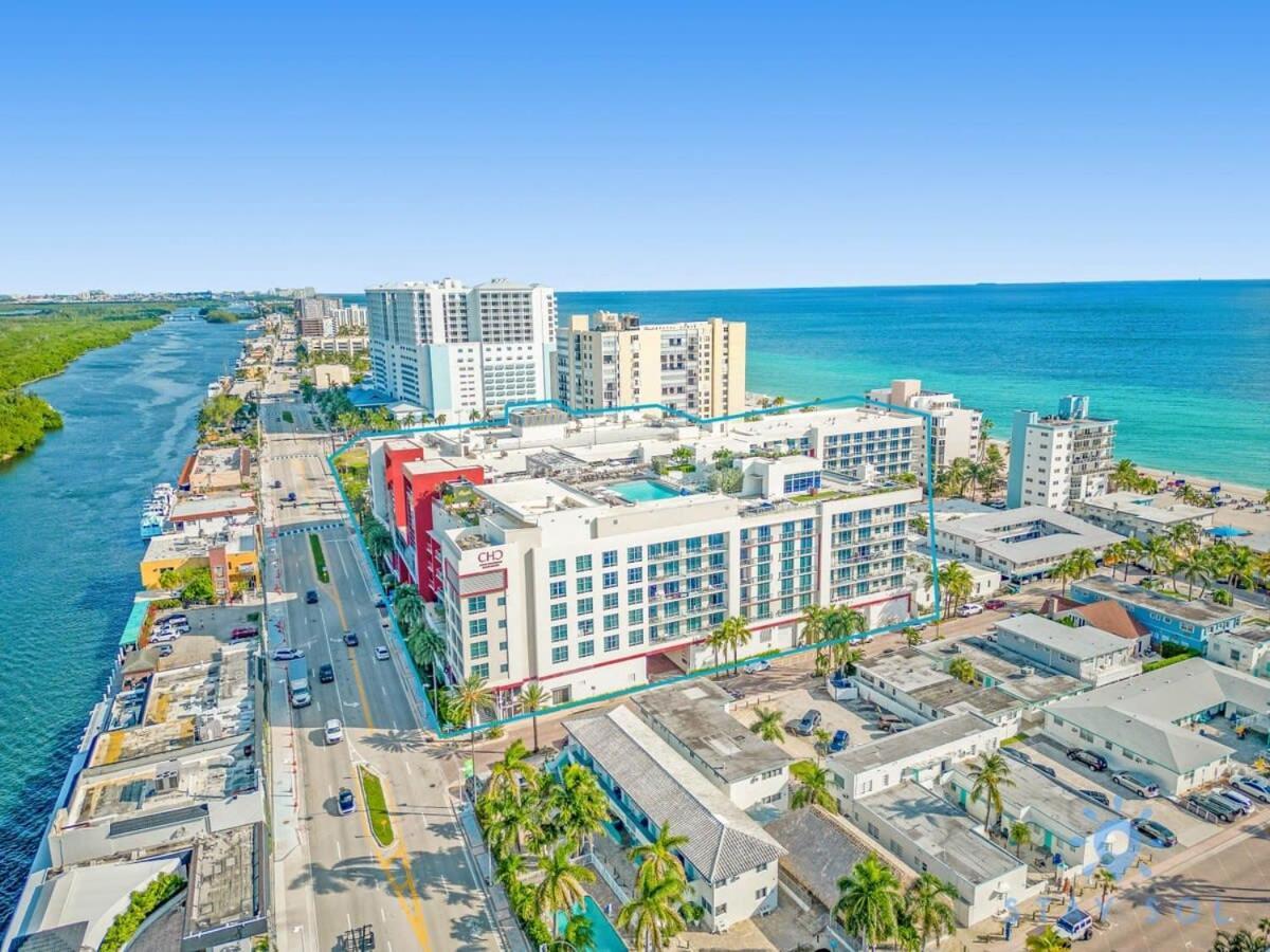 Rooftop Pool - Hollywood Beach Boardwalk 外观 照片