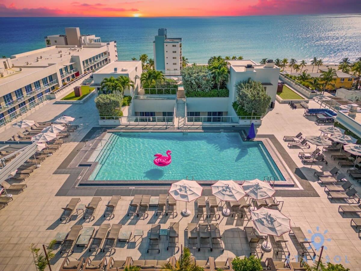 Rooftop Pool - Hollywood Beach Boardwalk 外观 照片