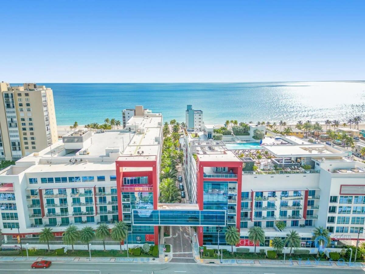 Rooftop Pool - Hollywood Beach Boardwalk 外观 照片