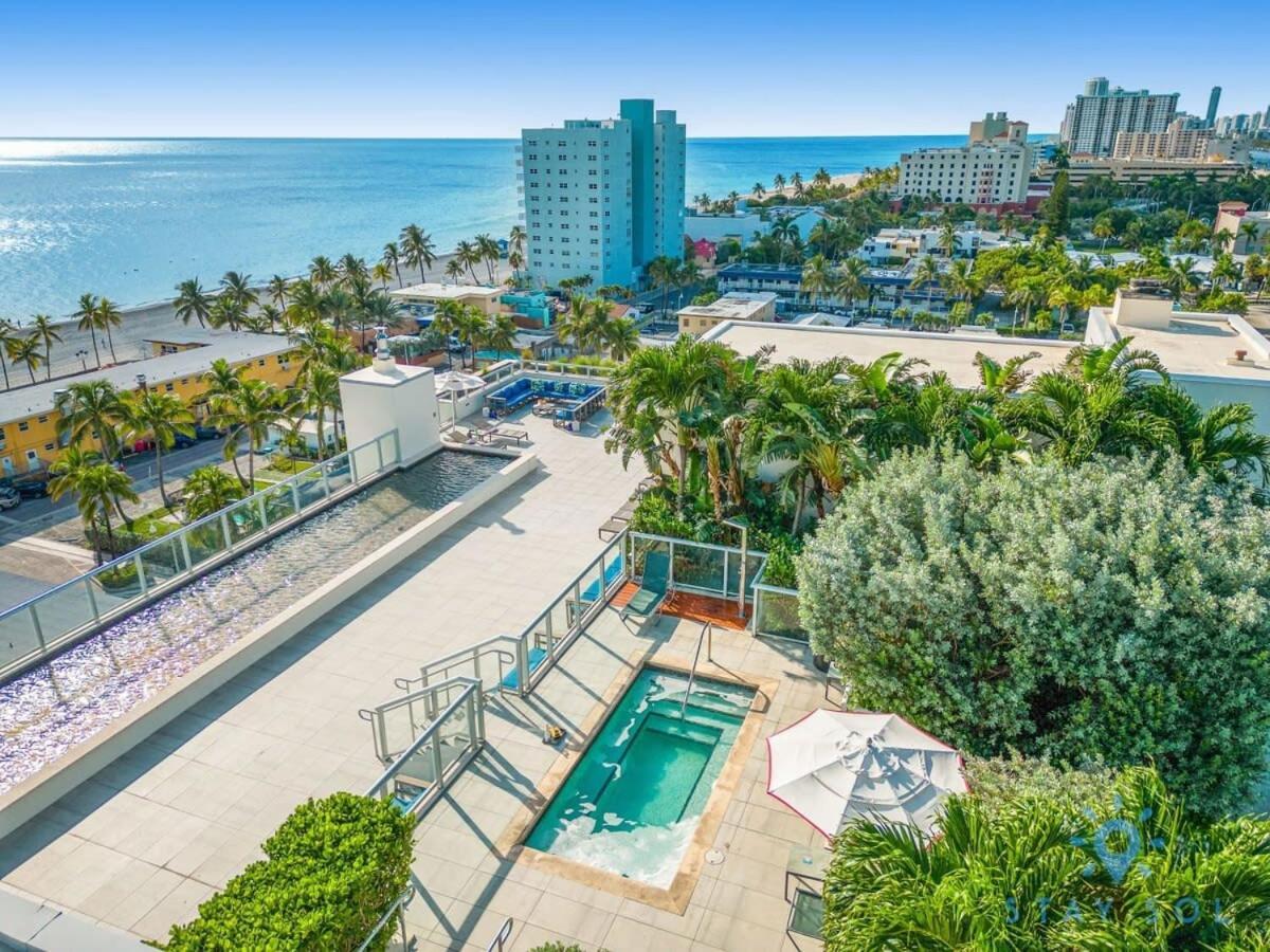 Rooftop Pool - Hollywood Beach Boardwalk 外观 照片