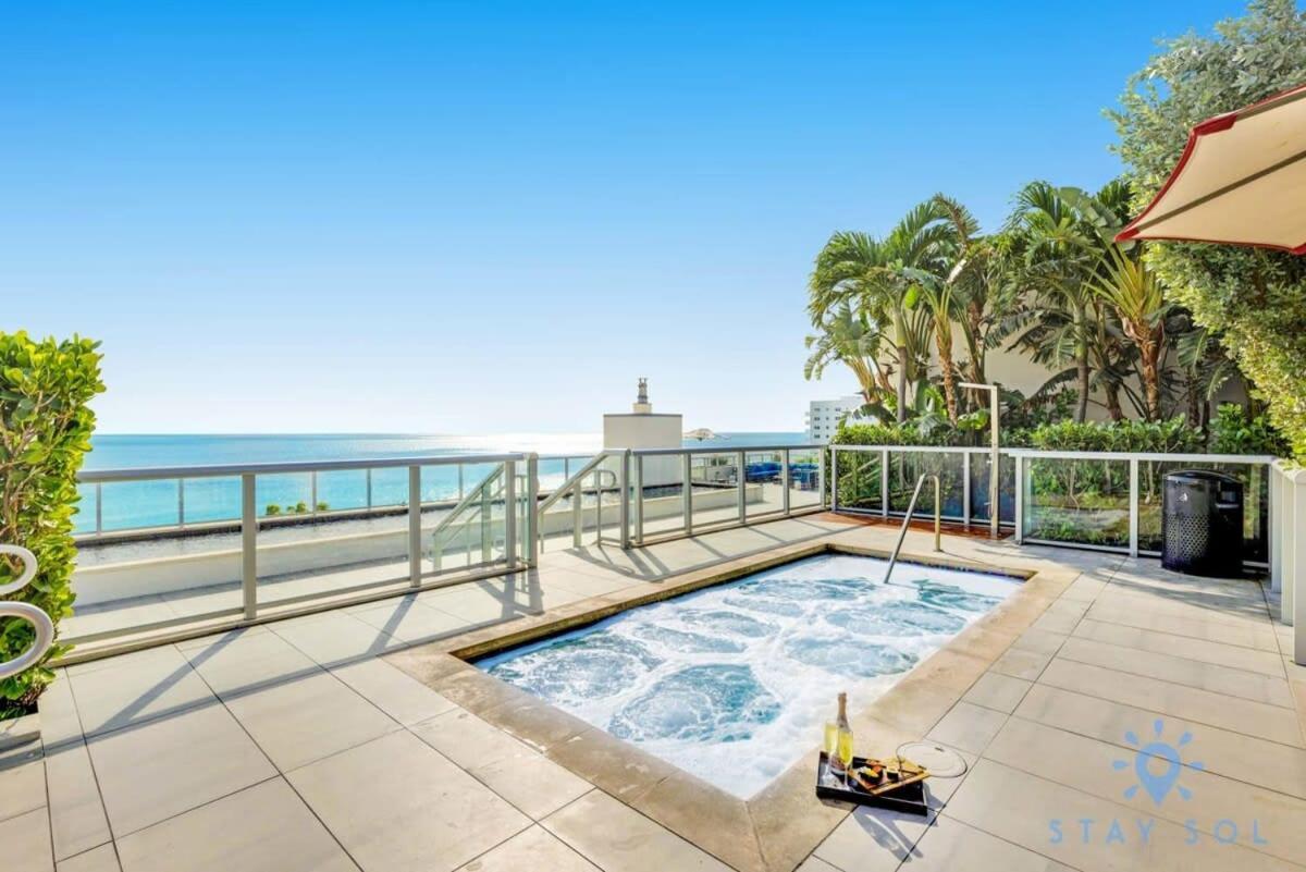 Rooftop Pool - Hollywood Beach Boardwalk 外观 照片