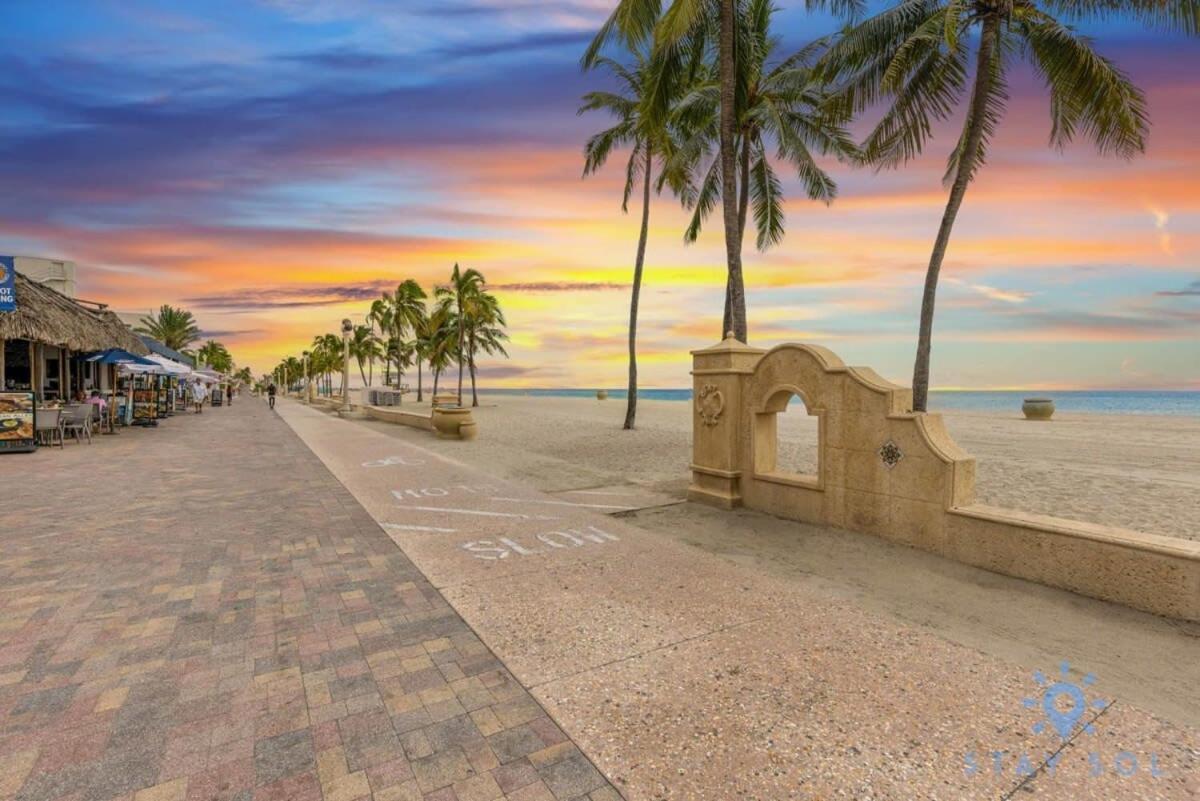 Rooftop Pool - Hollywood Beach Boardwalk 外观 照片